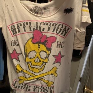 ☠️☠️☠️Affliction distressed T-shirt Medium